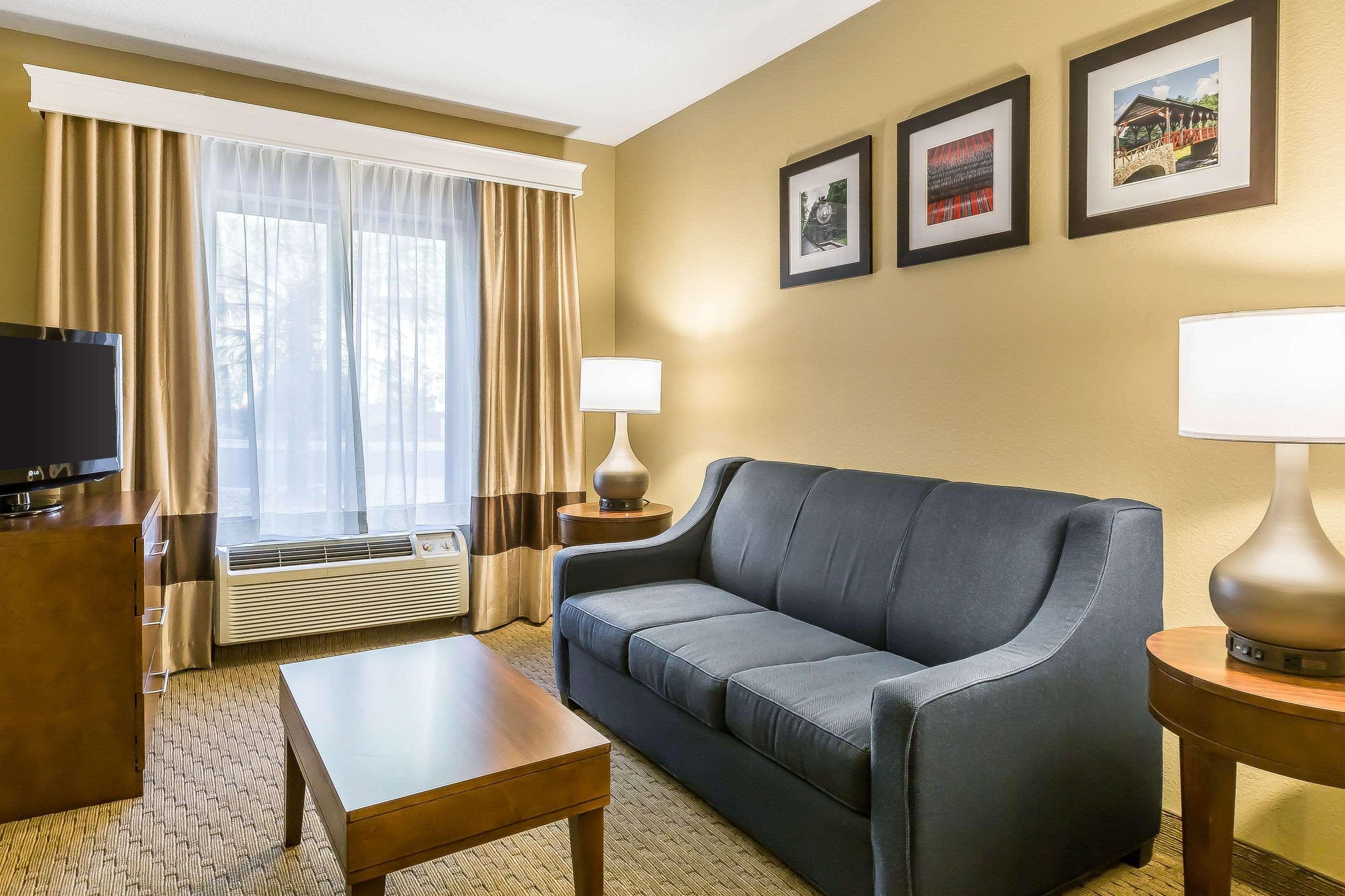 דלטון Comfort Inn & Suites מראה חיצוני תמונה