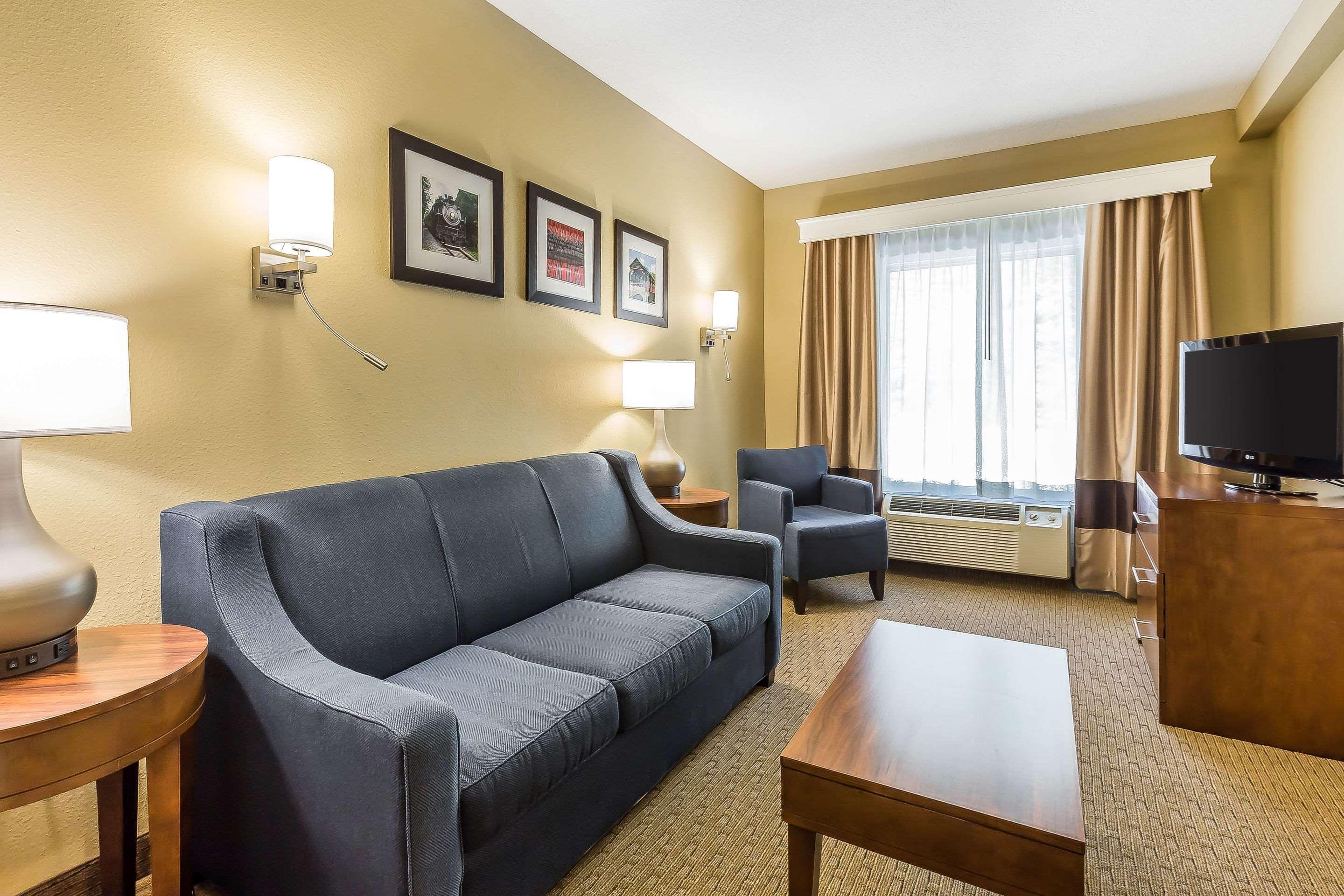 דלטון Comfort Inn & Suites מראה חיצוני תמונה