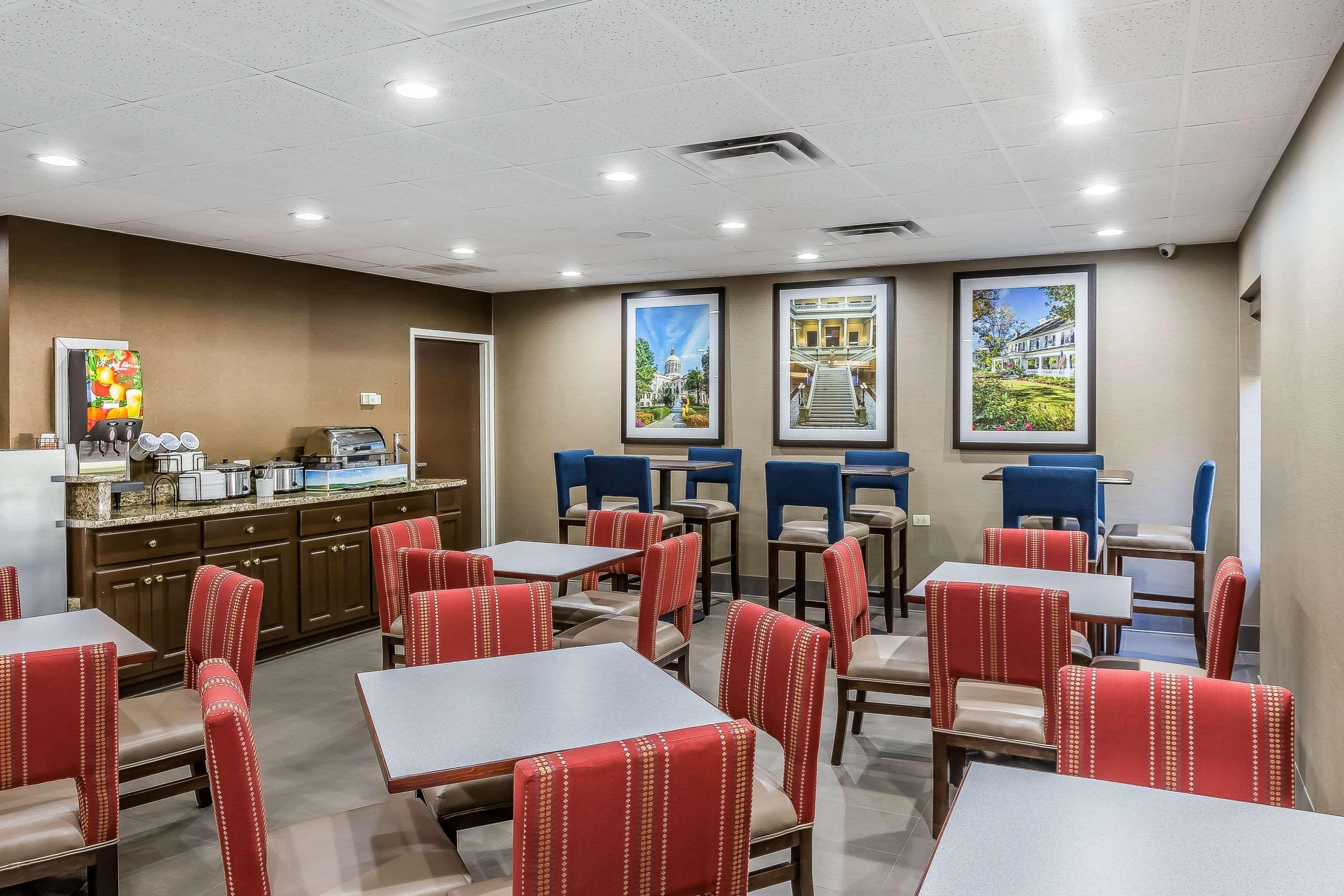 דלטון Comfort Inn & Suites מראה חיצוני תמונה